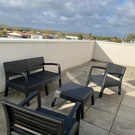 Harmonieux/Bezannes/Pkg Prive Apartment Luaran gambar