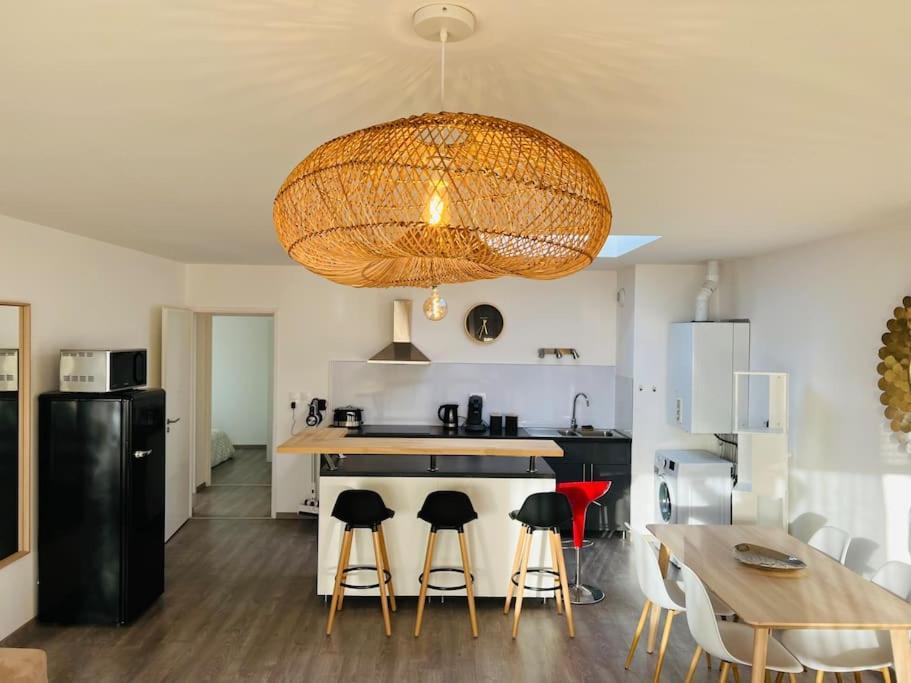 Harmonieux/Bezannes/Pkg Prive Apartment Luaran gambar