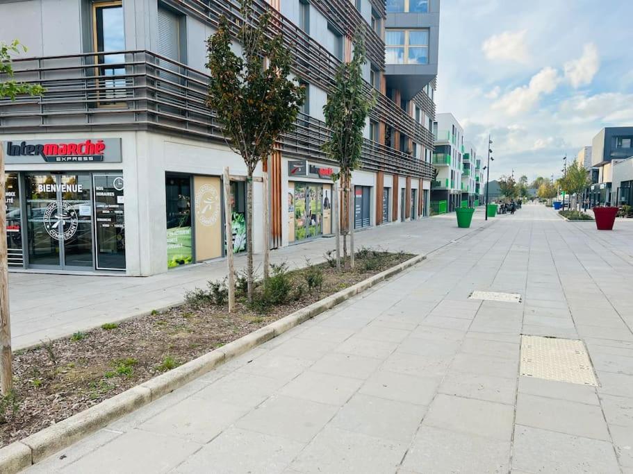 Harmonieux/Bezannes/Pkg Prive Apartment Luaran gambar